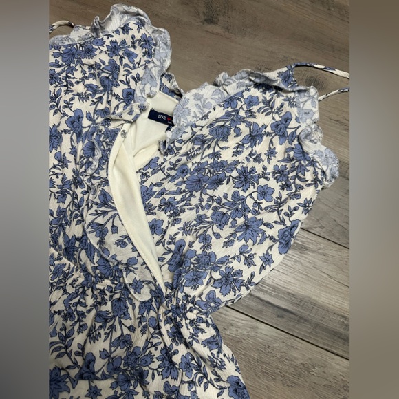 One ❤️ Clothing romper - Picture 9 of 9